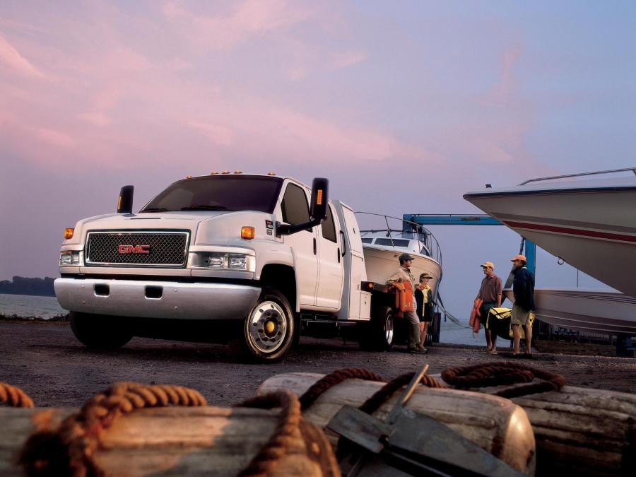  GMC TopKick C4500 Crew Cab 2004 года  (фото 3 из 6)